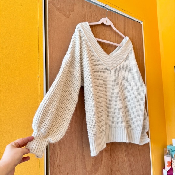 Zenana Oversized V-neck Chunky Knit Sweater - Ivory - Size Medium - Picture 2 of 5